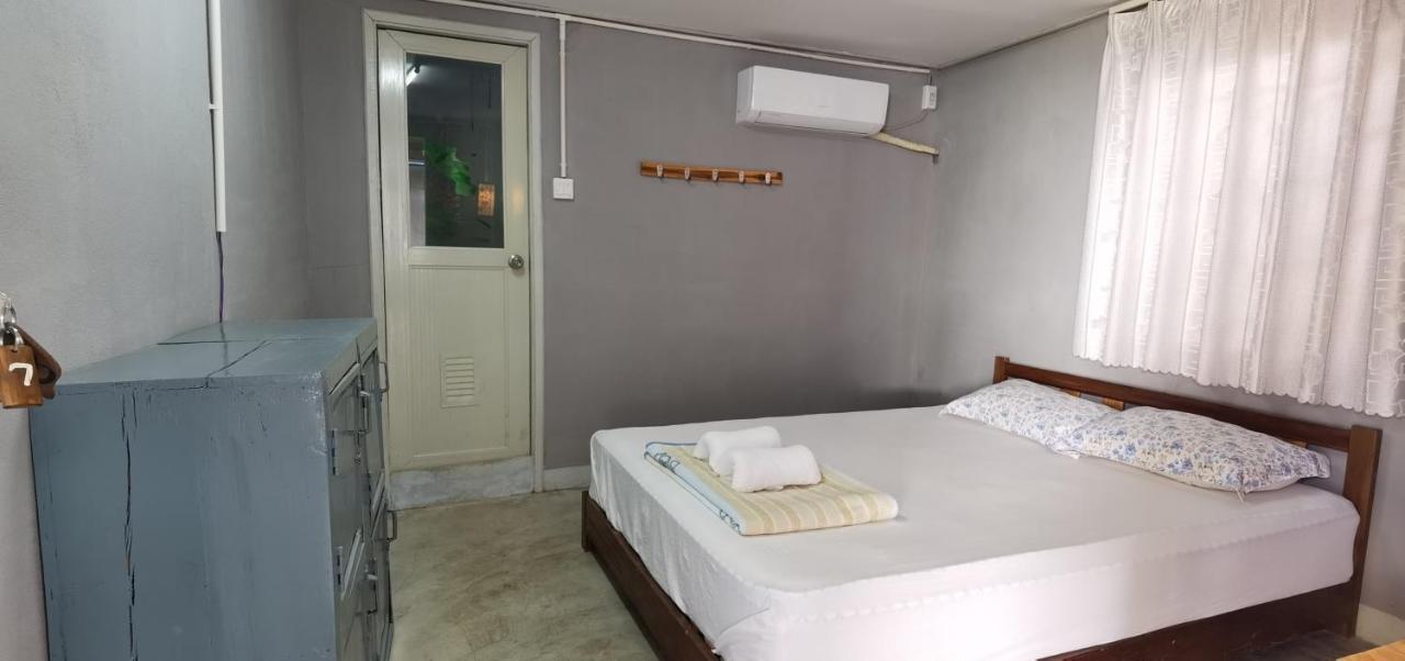 Khonesavane Hostel หลวงพระบาง ภายนอก รูปภาพ