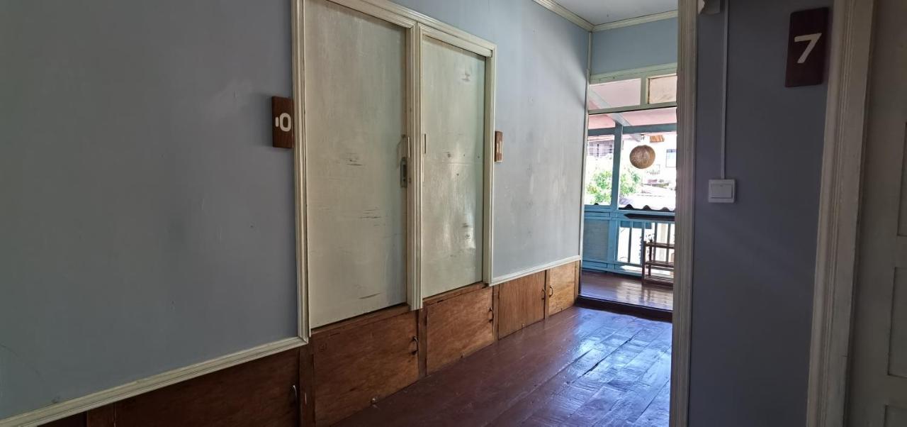 Khonesavane Hostel หลวงพระบาง ภายนอก รูปภาพ