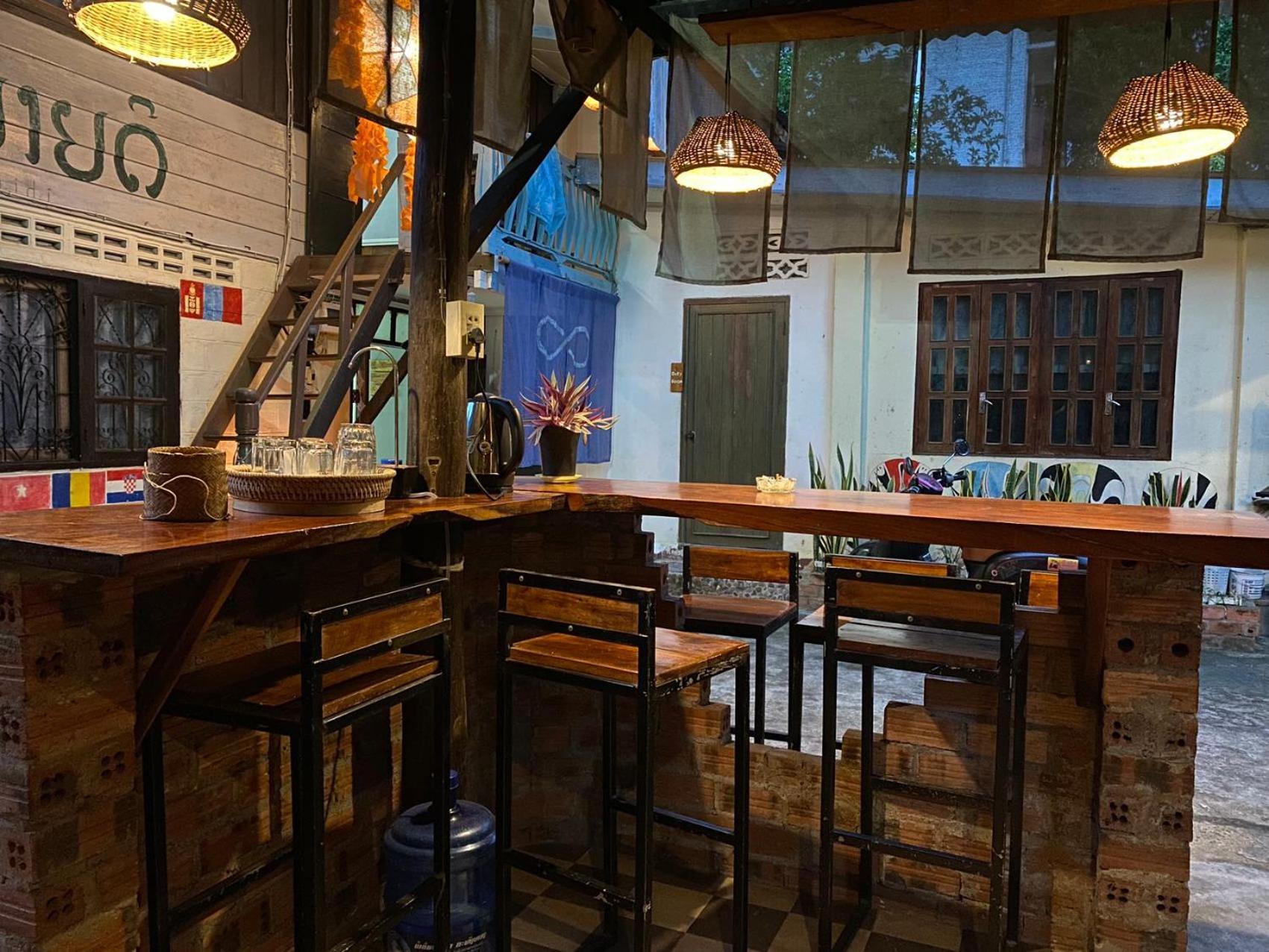 Khonesavane Hostel หลวงพระบาง ภายนอก รูปภาพ